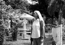 Ang babaeng humayo - The Woman Who Left - Foto 2